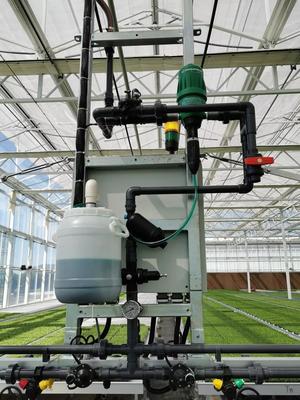 連棟溫室大棚移動灌溉噴灌機-移動噴灌機